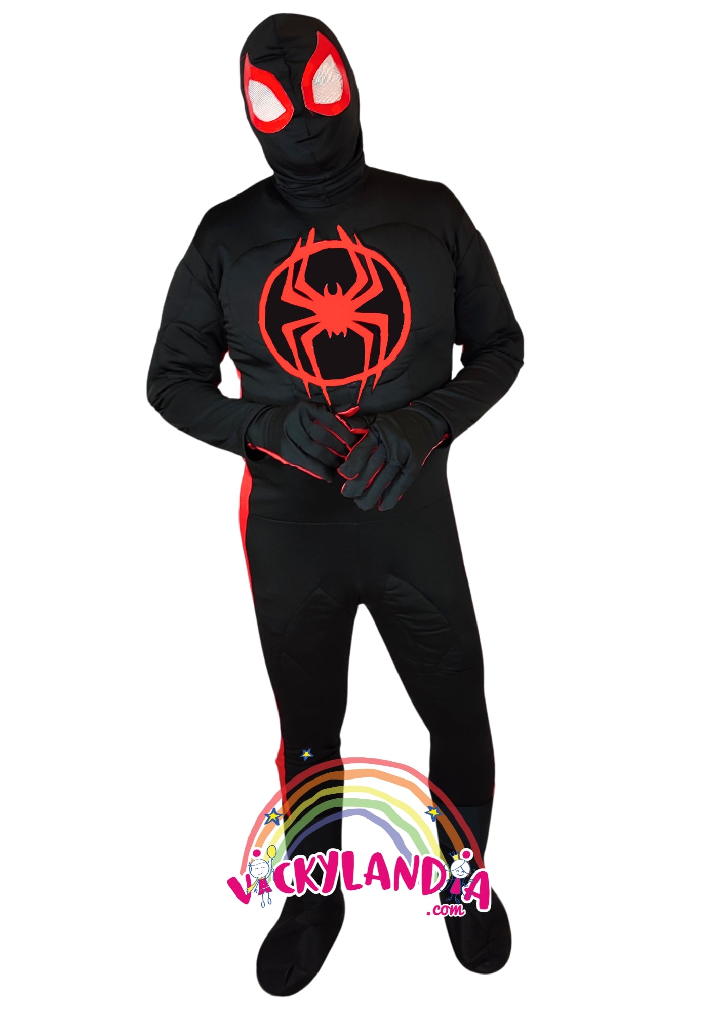 Descubre la magia de nuestro personaje promocional de Black Spiderboy Cosplay en Vickylandia. Estos trajes son ideales para animar fiestas infantiles, shows, cumpleaños, campañas publicitarias fiestas patronales, espectáculos, desfiles y todo tipo de eventos. ¡Dale un toque especial a tu ocasión con nuestros emocionantes disfraces!