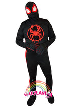 Cargar imagen en el visor de la galería, Descubre la magia de nuestro personaje promocional de Black Spiderboy Cosplay en Vickylandia. Estos trajes son ideales para animar fiestas infantiles, shows, cumpleaños, campañas publicitarias fiestas patronales, espectáculos, desfiles y todo tipo de eventos. ¡Dale un toque especial a tu ocasión con nuestros emocionantes disfraces!
